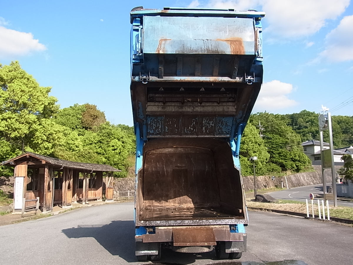 ダンプ