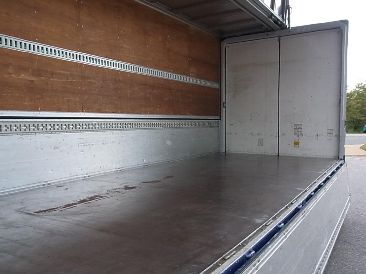 アルミウィング